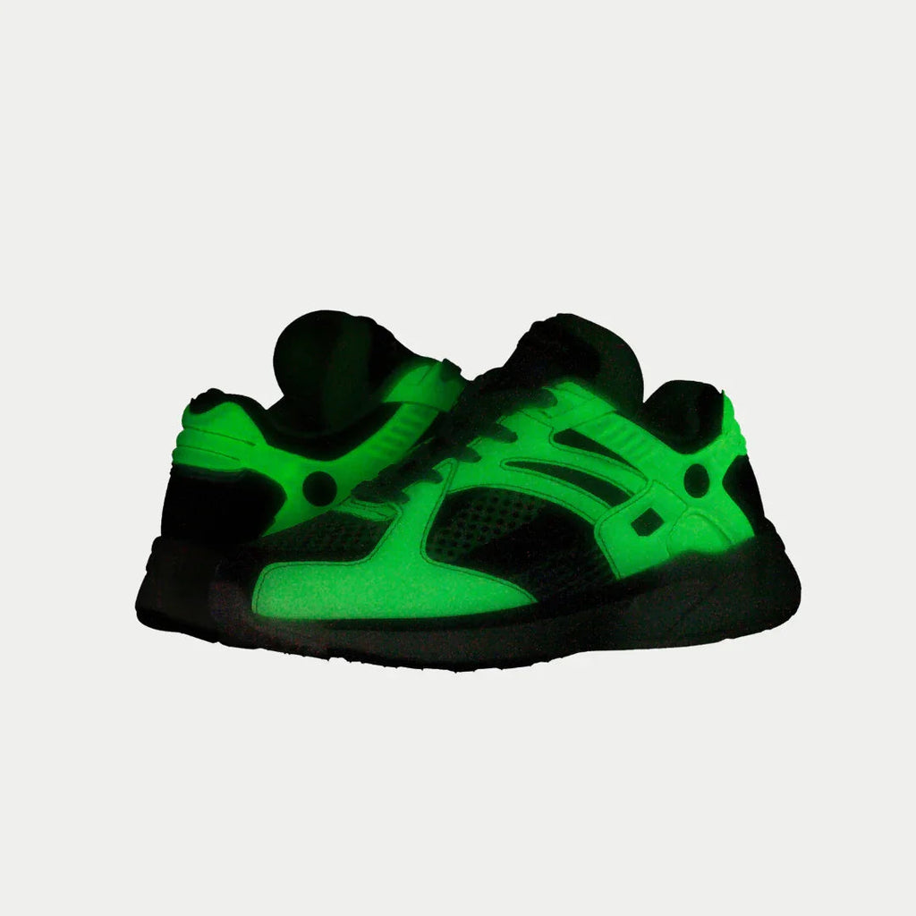 LA Gear Kids Catapult Light-Up x Glow Lowtop | Neon Yellow x Black - P's One-Stop Shop 