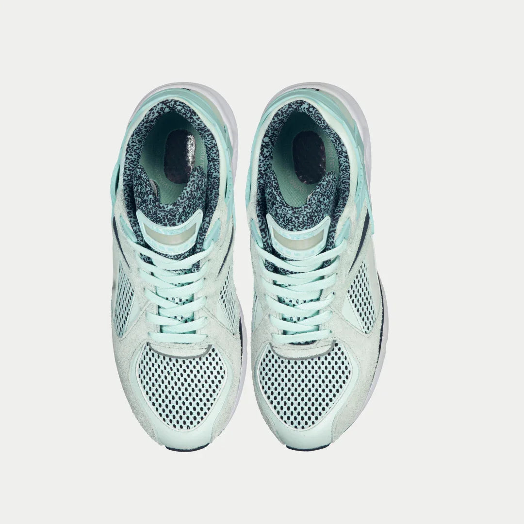 LA Gear Women's Catapult Light-Up Lowtop | Mint x Black - P's One-Stop Shop 