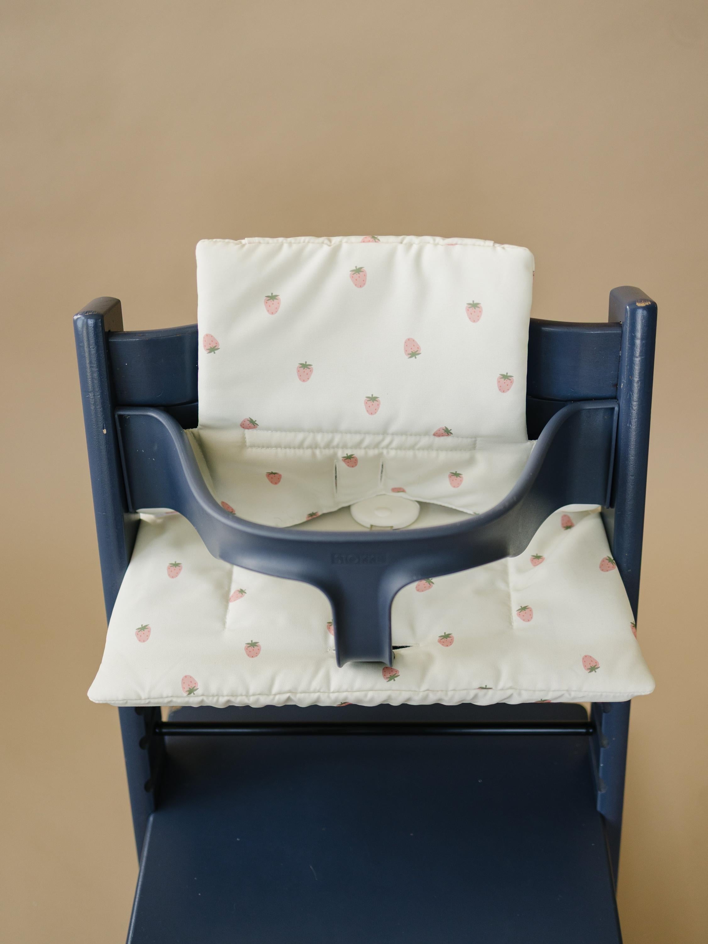 Strawberry Cushion for the Stokke Tripp Trapp Highchair - Wipeable Cover - Baby Highchair Accessories - Berry Print - P's One-Stop Shop 