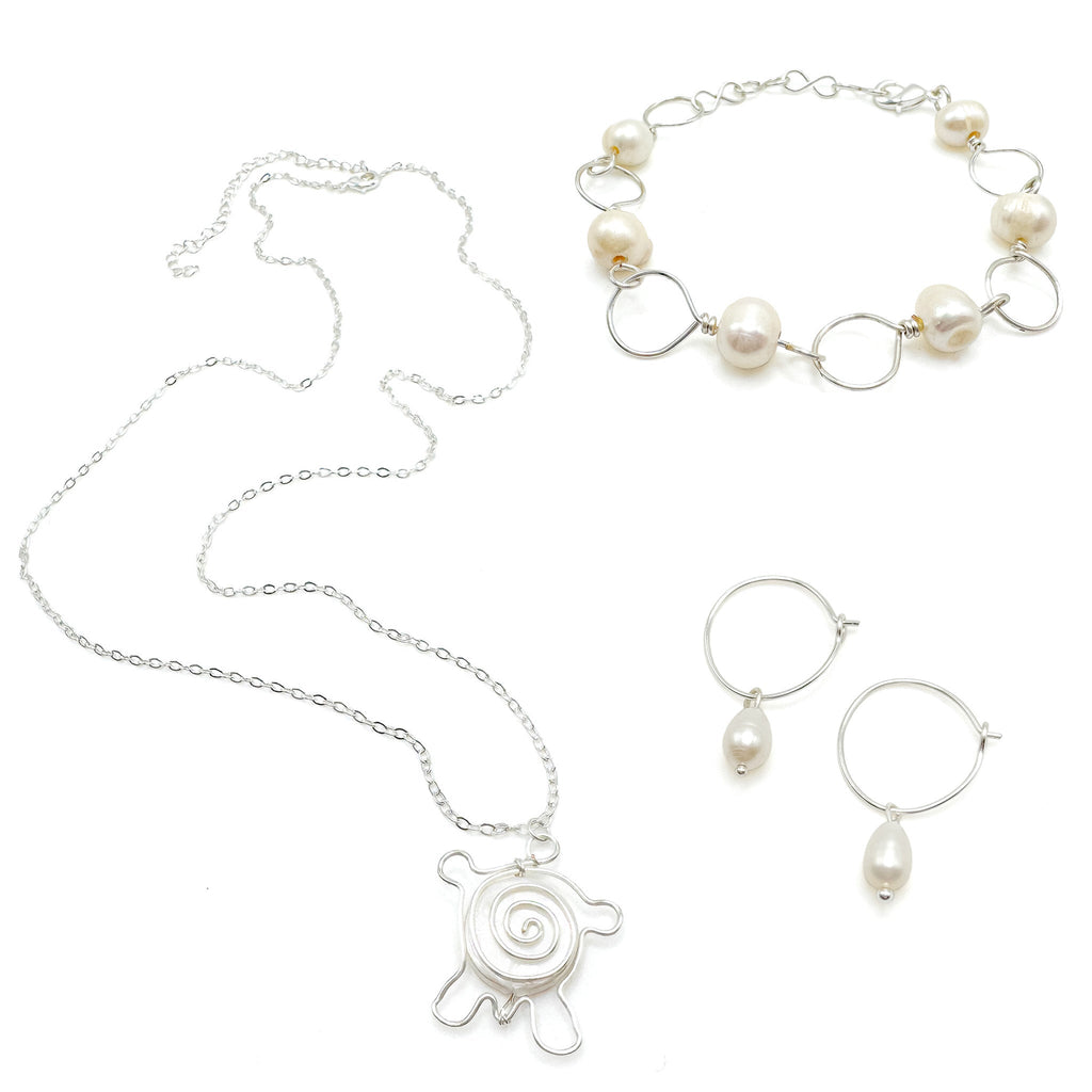 Sydney earrings - P's One-Stop Shop 