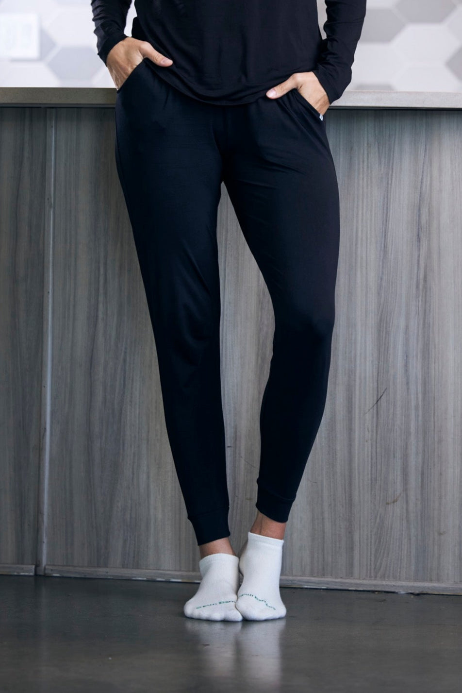 Women's Bamboo Lounge Jogger Pants - P's One-Stop Shop 